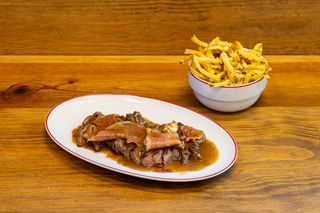 Bife 180grs de Novilho c/ molho à Glorioso