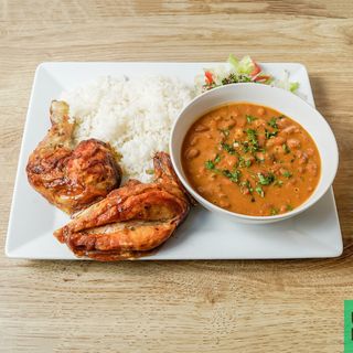 Medio pollo al carbón