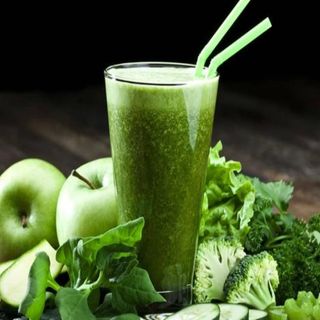 JUS DETOX STAY STRONG 