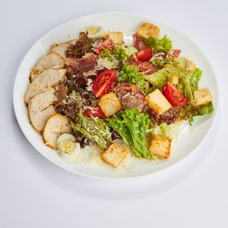 Салат Цезар (230г)
