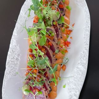 Tataki Con Salmorejo