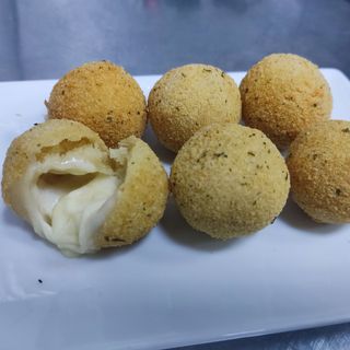 Bolitas de queso  ( 6 UDS )