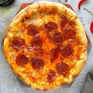 Pizza Pepperoni (30 Cm.)