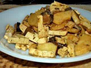 Tofu Con Bambú Y Setas