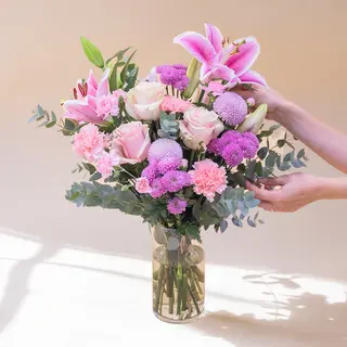 Ramo Con Flores Rosas – El Bonito