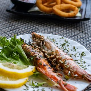 Spiedini di gamberoni