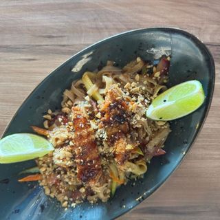 Pad thai de pollo
