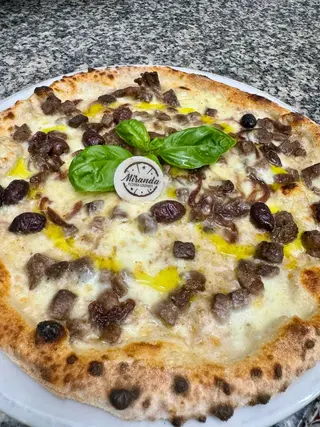 Menù Pizza Ragù bianco + suppli classico+ Bevanda