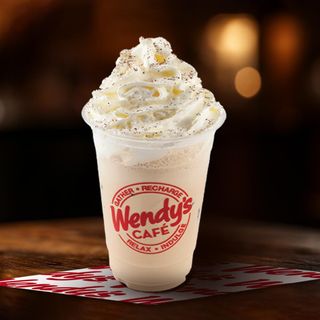 ცივი ყავა ნაყინით