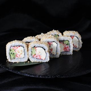 Рол Філадельфія з м'ясом крабом в кунжуті (280г)