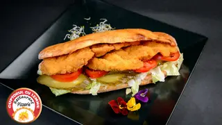 Sandwich cu snitel de pui & Coca Cola