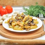 Жареные шампиньоны с картофелем