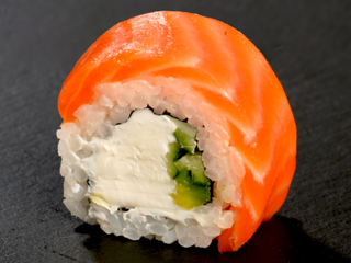 Філадельфія Люкс з лососем рол