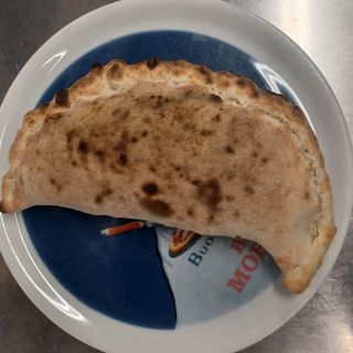 Calzone farcito piccante