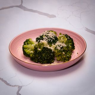 Broccoli cu parmezan