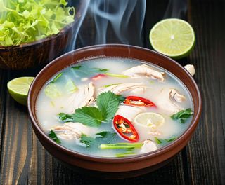 Tom Kha Khai z kurczakiem