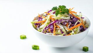 1. Зелева салата