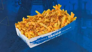 Cartofi cu sos cheddar si ceapa crispy