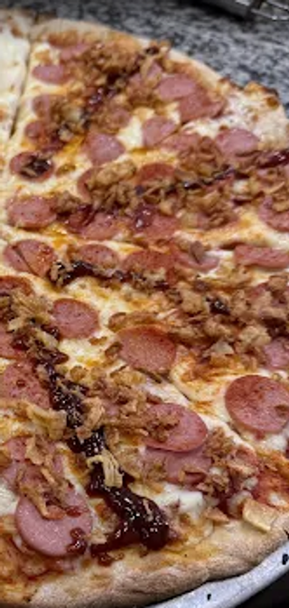 Pizza Frankfurt (34 cm.)