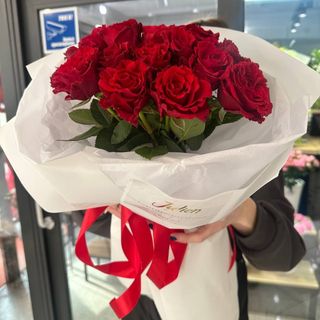 15 червоних троянд "Upper Class"