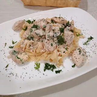 Tagliatelle z kurczakiem