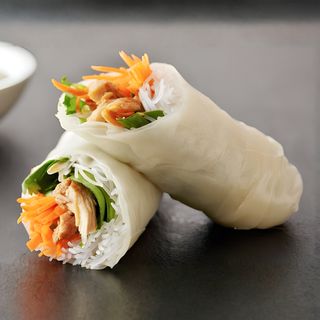 Involtino di Vietnam fritto - 4 pezzi 越南卷