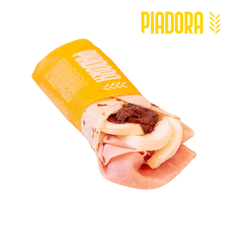 Prosciutto cotto, fior di latte e patè di olive