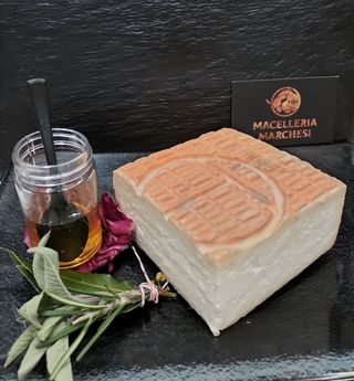 Taleggio 400 g circa