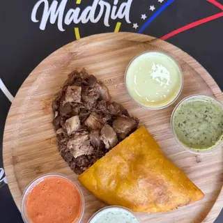 Empanada de cochino