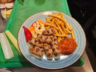 Мини свински кебапчета(400г)