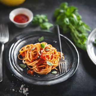 SPAGHETTI CU SOS DE LEGUME