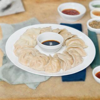 21.Bareni damplingsi sa prazilukom i svinjetinom(SOS NIJE UKLJUCEN) 15pcs