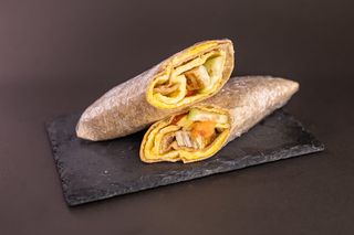 Omlet sa piletinom u tortilji 350g