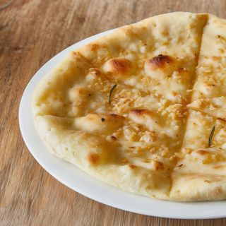 Pan De Ajo Con Queso Vegano