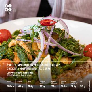 Caril Thai Vermelho de Frango e Legumes