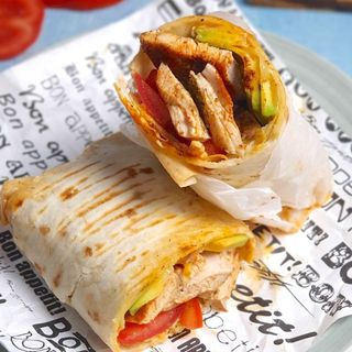 Menù chicken wrap con pollo grill