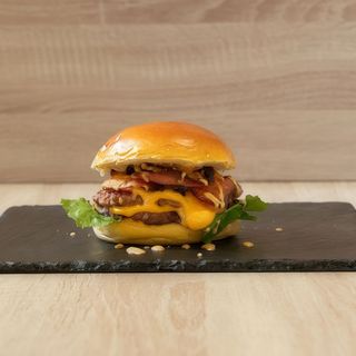 Doble Royal Deluxe con patatas