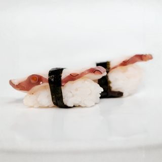 Sushi tako polpo
