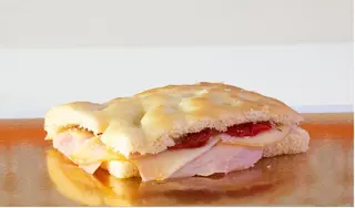 Focaccia cottella
