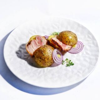 Картопля запечена з салом (250г)