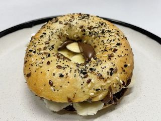 Міні бейгл НУТЕЛА БАНАН (120g)
