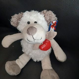 Peluche com coração 