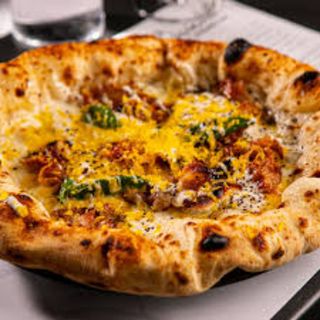 Pizza carbonara d'oro (28 cm.)