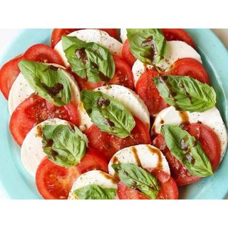 Caprese Salad (V)