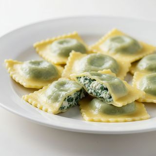 Ravioles Con Requesón Y Espinacas