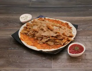 Lahmacun (2 uds) + Bebida + Postre (2 uds)