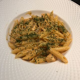 Пенне Аль Сальмоне