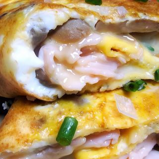 Omelette Fromage Dinde Fumée et champignons