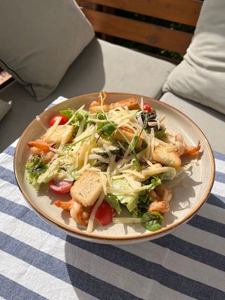 Цезарь с курицей (350г)