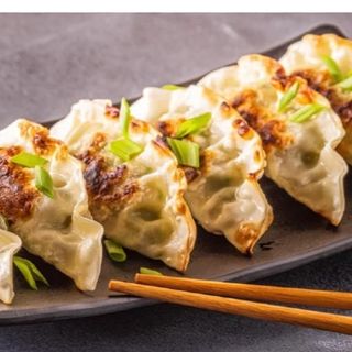 Gyozas de pollo al curry